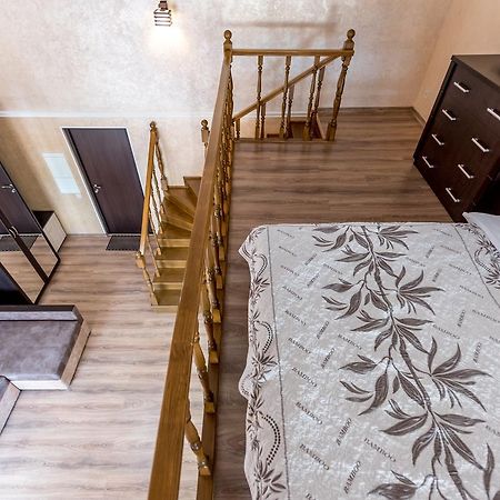Studio Apartment In Center Of Odesa Екстериор снимка