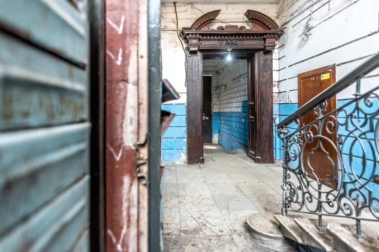 Studio Apartment In Center Of Odesa Екстериор снимка